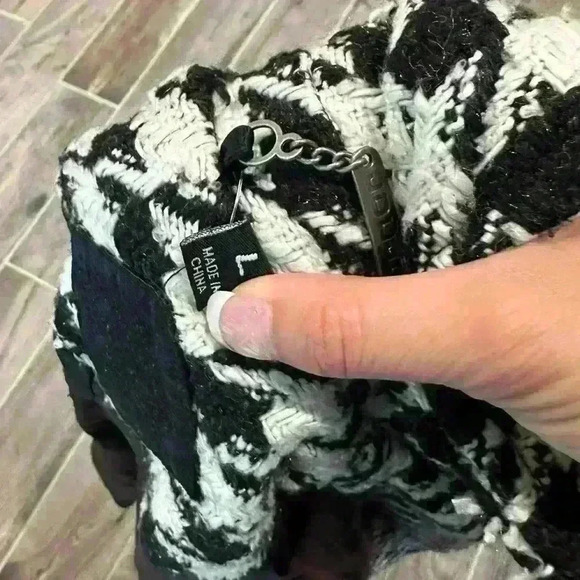 JouJou- Long black and white coat - Large - Picture 12 of 16